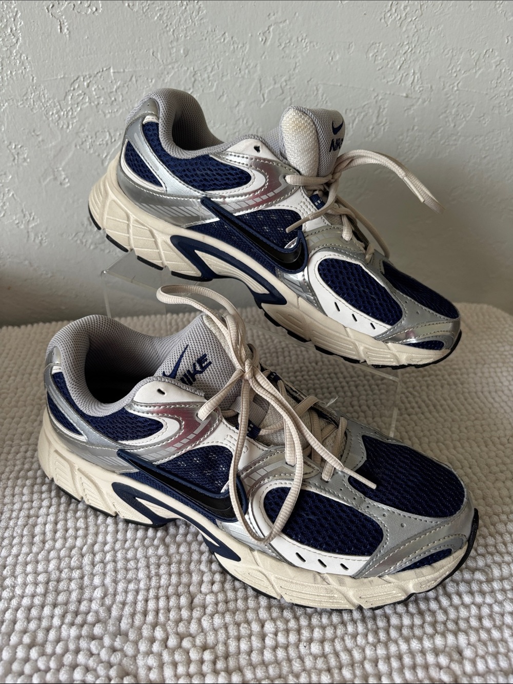 Nike V5 Runner Sneakers
